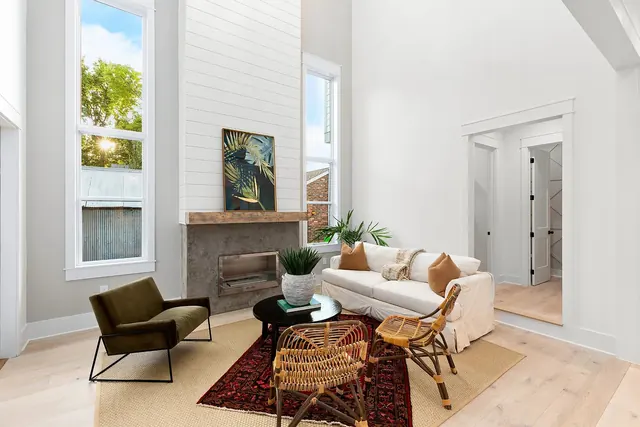 Living room with high ceilings at 1108 Lenore St, Nashville, TN 37206