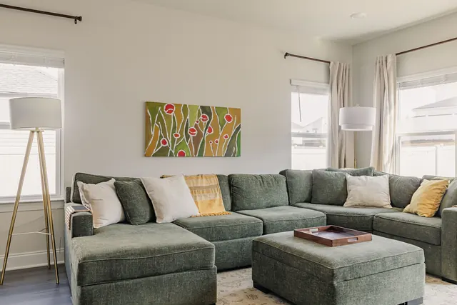 Living room seating area at 4905 Trail Ridge Ct, Nashville, TN 37207