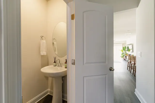 Half bath with pedestal sink at 4905 Trail Ridge Ct, Nashville, TN 37207