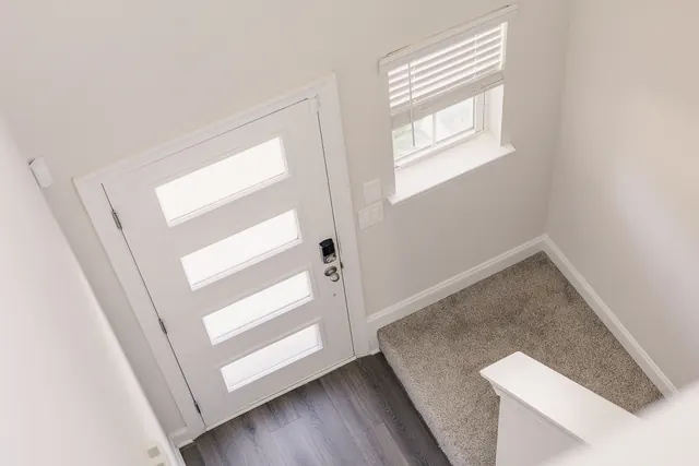 Foyer and front entry at 4905 Trail Ridge Ct, Nashville, TN 37207