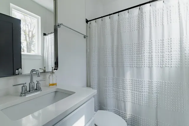 Bathroom with single vanity and shower at 505 Croley Dr, Nashville, TN 37209