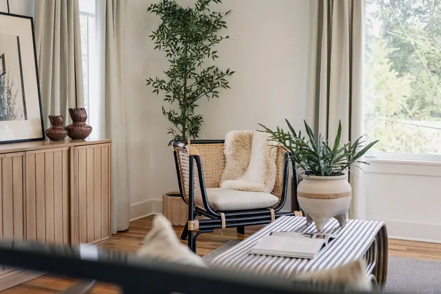 Sitting area in bonus room at 505 Croley Dr, Nashville, TN 37209