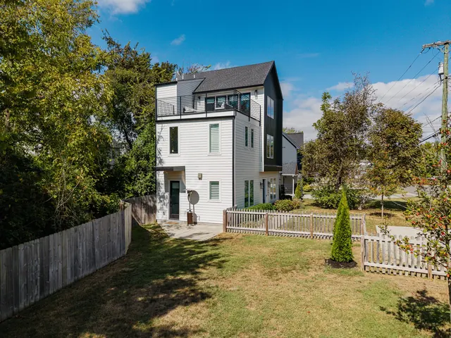 Rear exterior and fenced yard at 505 Croley Dr, Nashville, TN 37209