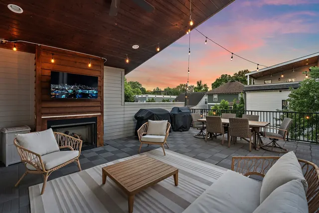 Rooftop deck with seating