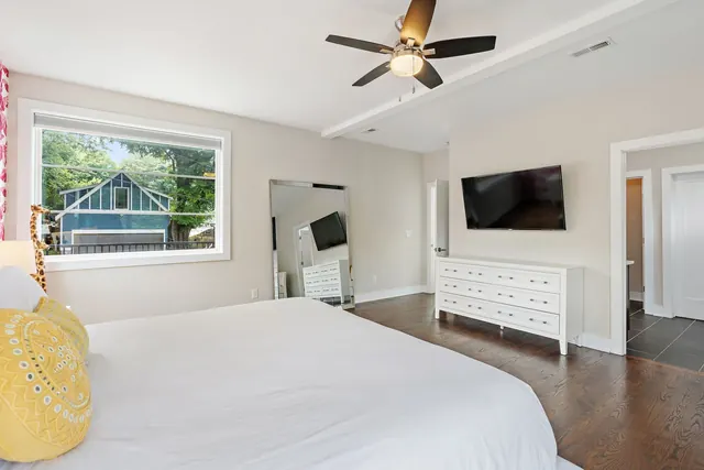 Primary bedroom with en-suite view at 603 S 20th St, Nashville, TN 37206