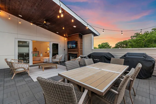 Rooftop deck with dining table at 603 S 20th St, Nashville, TN 37206
